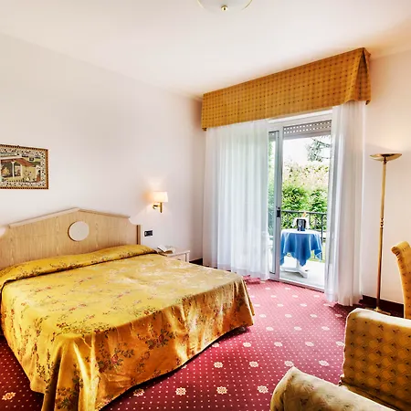 Lido La Perla Nera 호텔 3*