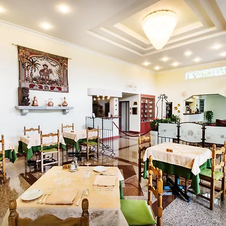 Lido La Perla Nera 스트레사