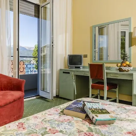 Lido La Perla Nera 호텔