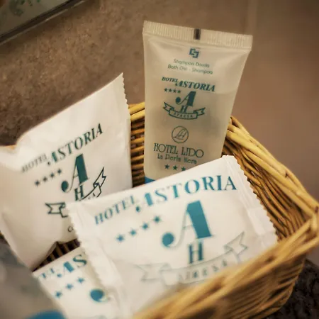 Lido La Perla Nera Hotel