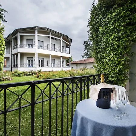 Lido La Perla Nera 3* Stresa