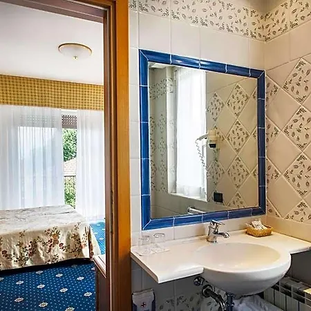 Lido La Perla Nera 3*