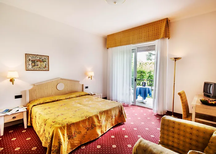 Lido La Perla Nera Hotel 3*