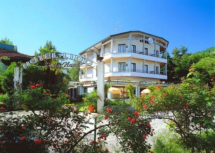 Отель Lido La Perla Nera Стреза