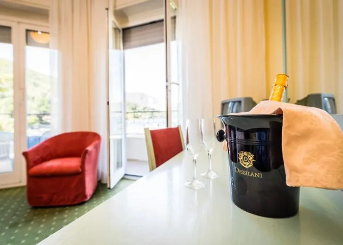 Lido La Perla Nera Стреза