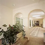 מלון Lido La Perla Nera 3*