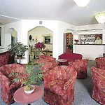 Lido La Perla Nera מלון סטרסה
