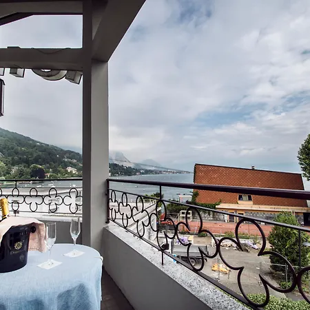 מלון Lido La Perla Nera סטרסה