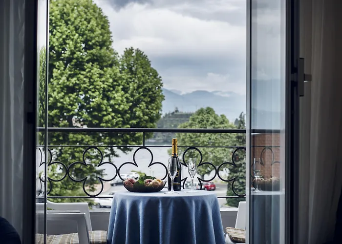 Lido La Perla Nera מלון 3*